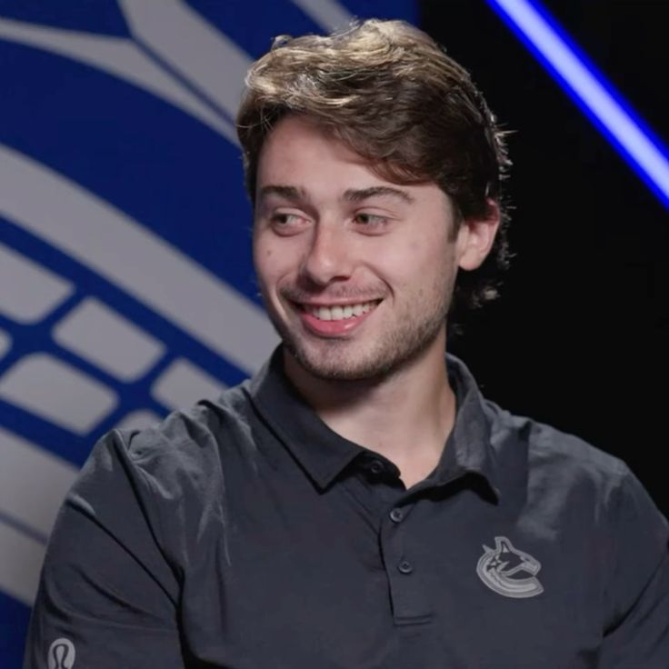 NHL Webcast: How to Stream the 2025-2026 Season Live 